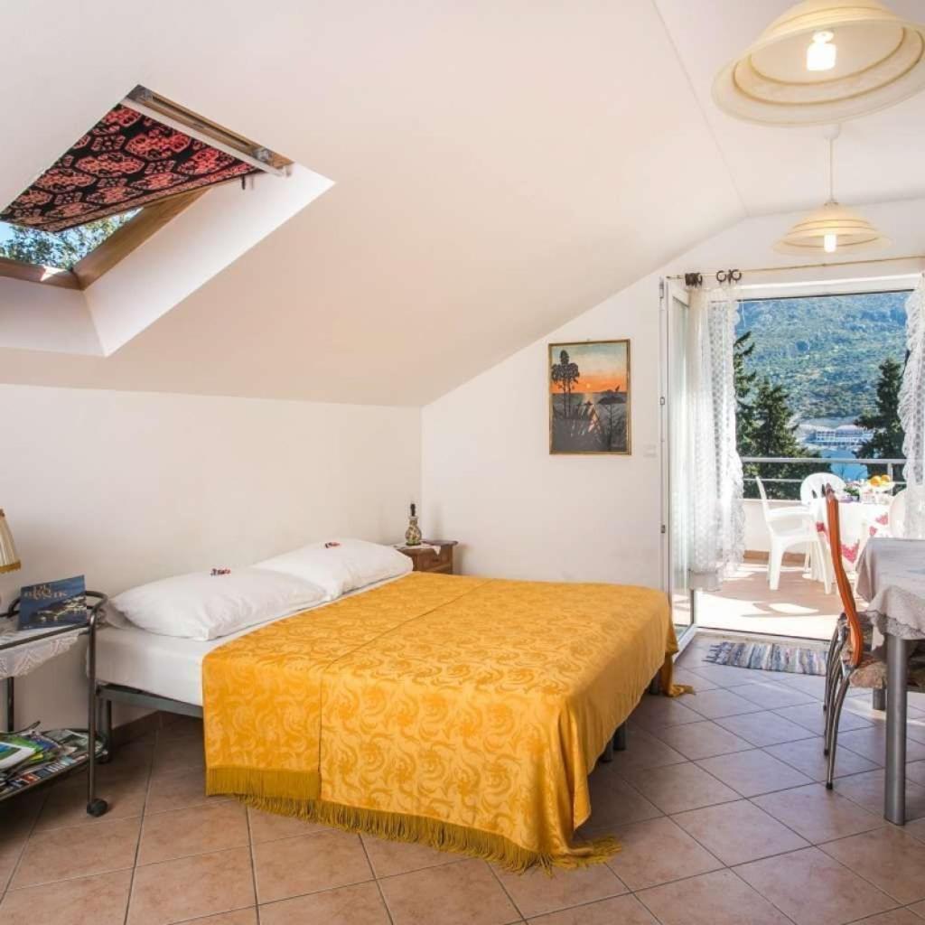 Apartments Marija - 50M From Beach Затон Экстерьер фото